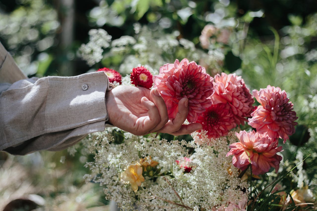 How To Have A Flower-Filled Wedding Without The Waste